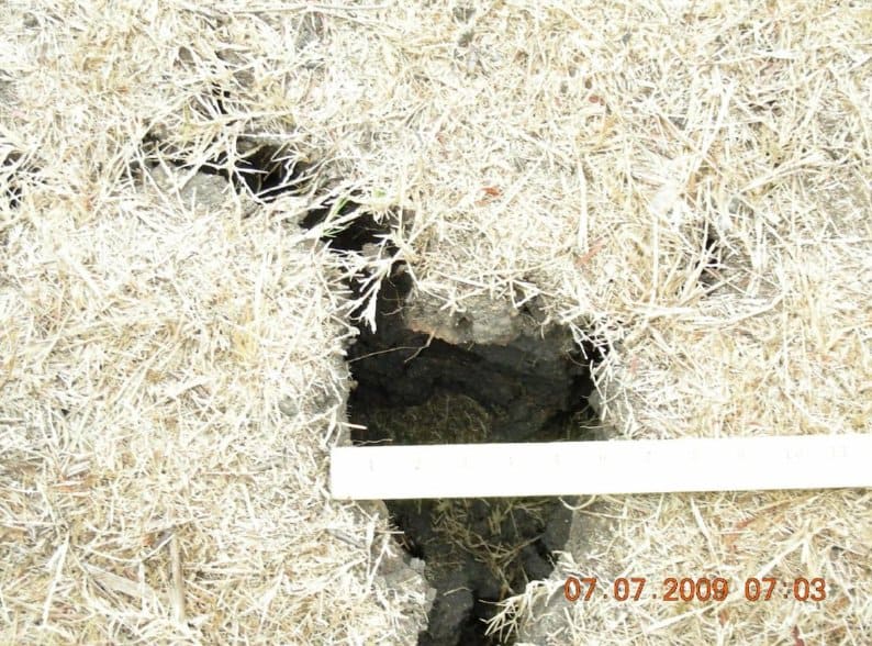 hole width